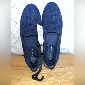 TIME AND TRUE Navy Knit Slip-On Loafers - Size 9